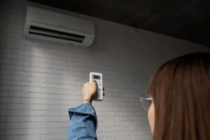 Tips to Slash Your AC-Related Electricity Costs in Dubai